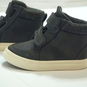 Used grey cat and jack toddler sneakers